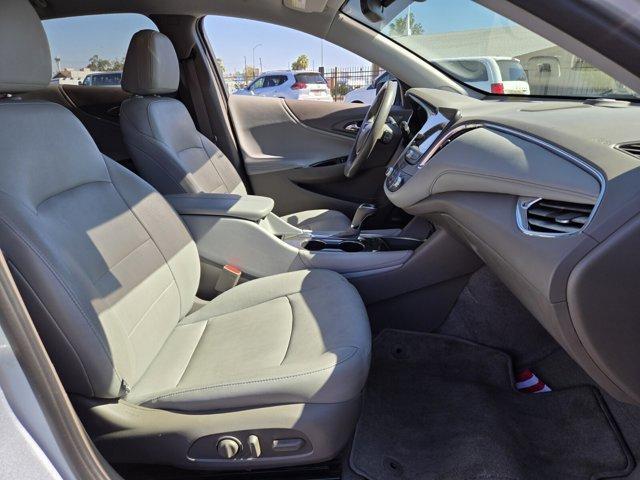 Photo of 2017 Arctic Blue Metallic Chevrolet Malibu
