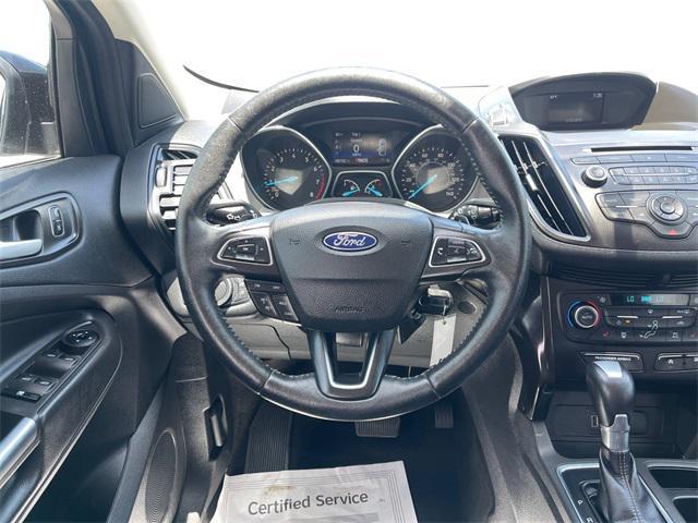 Photo of 2018 Oxford White Ford Escape