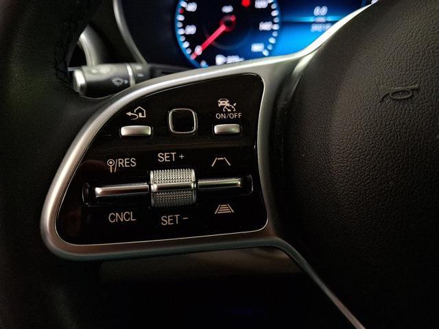 Photo of 2022 White Mercedes-Benz GLC 300