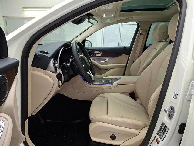 Photo of 2022 White Mercedes-Benz GLC 300