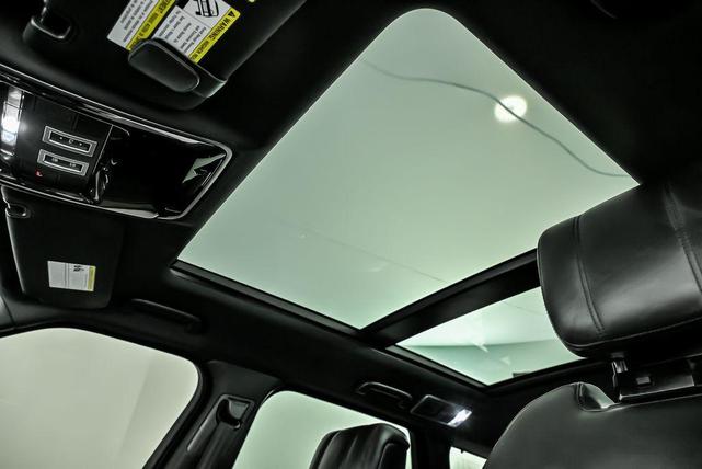 Photo of 2018 Black Land Rover Range Rover Sport