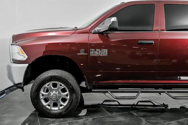 Photo of 2018 Delmonico Red Pearlcoat RAM 2500