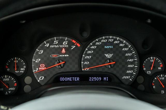 Photo of 2001 Millennium Yellow Chevrolet Corvette