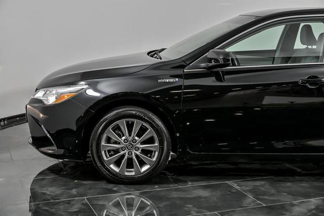 Photo of 2017  Toyota Camry Hybrid