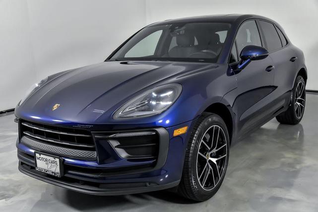 Photo of 2022 Blue Porsche Macan