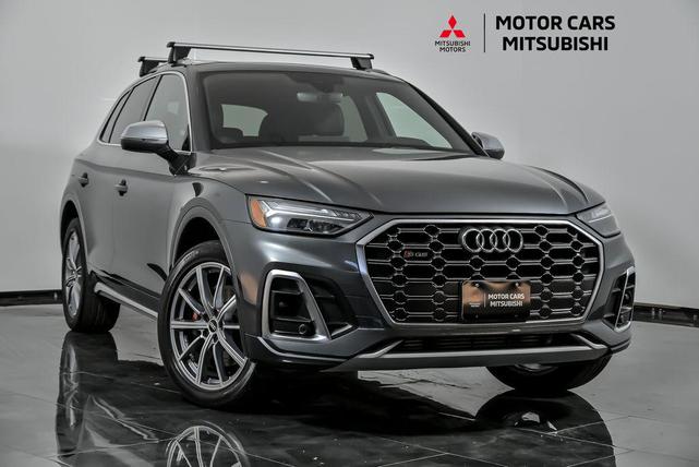 Photo of 2021 Daytona Gray Pearl Effect Audi SQ5