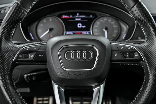 Photo of 2021 Daytona Gray Pearl Effect Audi SQ5