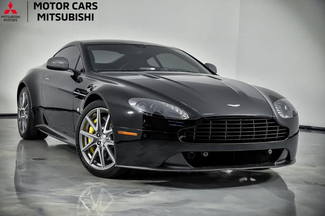 Photo of 2015 Jet Black Aston Martin Vantage GT
