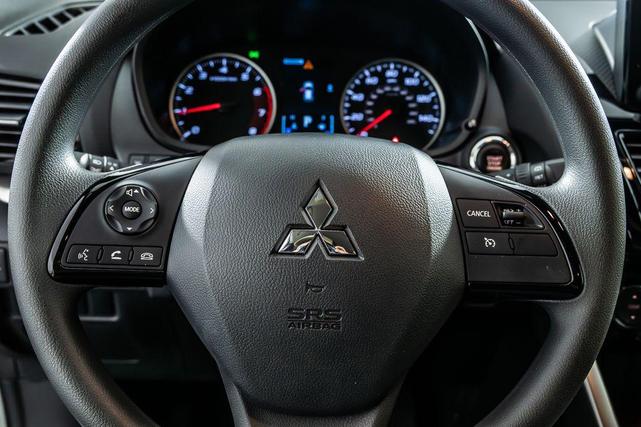 Photo of 2025 Alloy Silver Metallic Mitsubishi Eclipse Cross