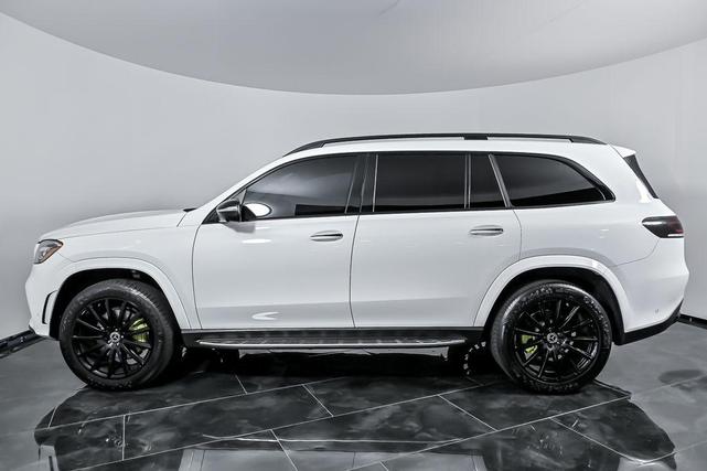 Photo of 2022 White Mercedes-Benz GLS 450