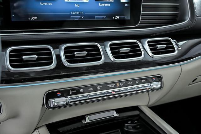 Photo of 2022 White Mercedes-Benz GLS 450