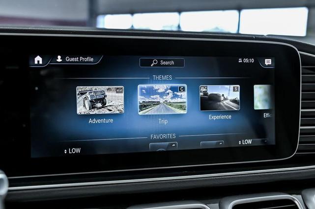 Photo of 2022 White Mercedes-Benz GLS 450
