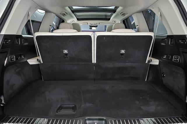 Photo of 2022 White Mercedes-Benz GLS 450