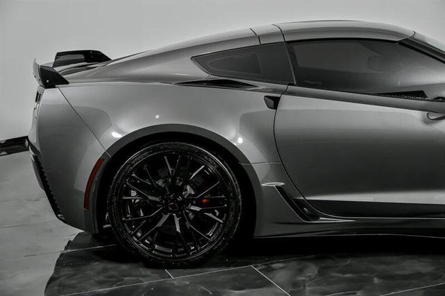 Photo of 2015 Shark Gray Metallic Chevrolet Corvette