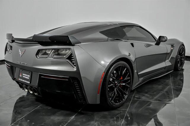 Photo of 2015 Shark Gray Metallic Chevrolet Corvette