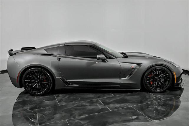Photo of 2015 Shark Gray Metallic Chevrolet Corvette