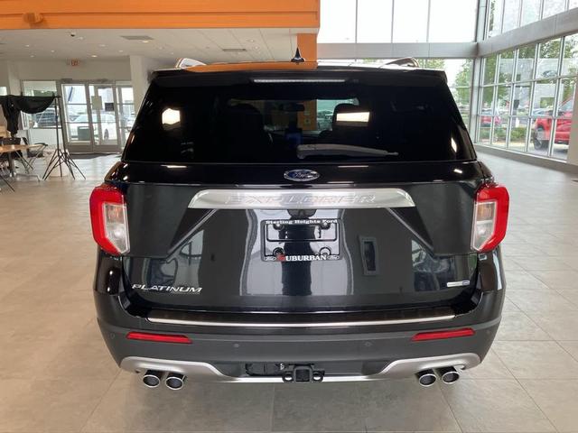 Photo of 2020 Agate Black Metallic Ford Explorer