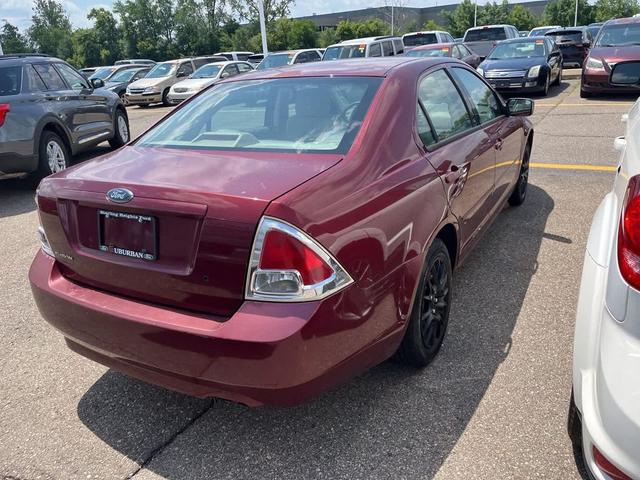 Photo of 2006 Red Ford Fusion