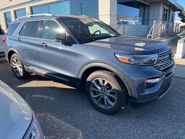 Photo of 2021 Infinite Blue Metallic Tinted Clearcoat Ford Explorer