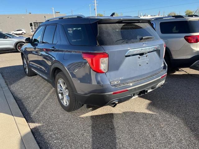 Photo of 2021 Infinite Blue Metallic Tinted Clearcoat Ford Explorer