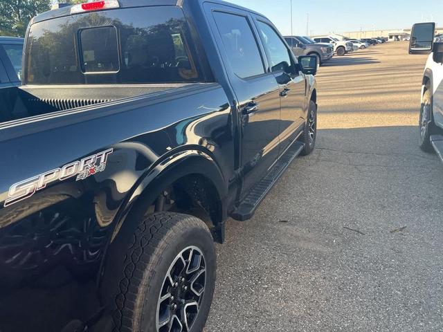 Photo of 2023 Agate Black Metallic Ford F-150