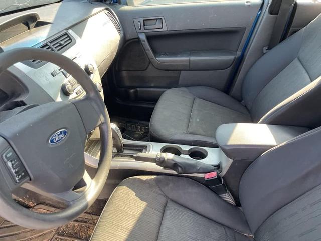Photo of 2011 Blue Flame Metallic Ford Focus