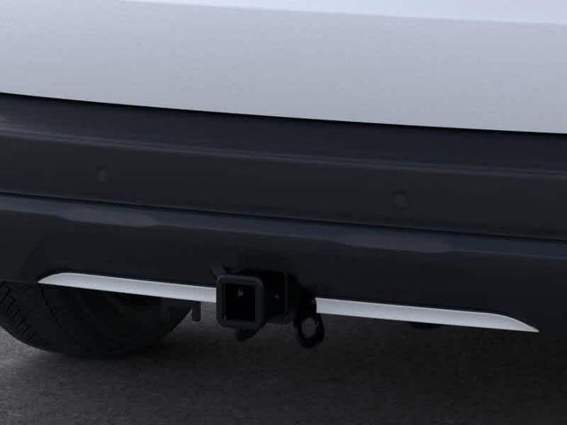 Photo of 2025 Star White Ford Escape