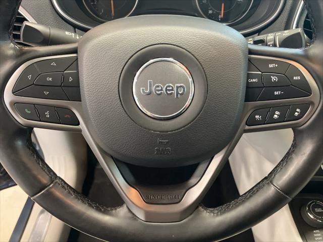 Photo of 2020 Blue Jeep Cherokee