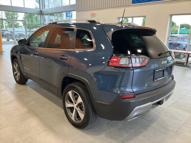 Photo of 2020 Blue Jeep Cherokee