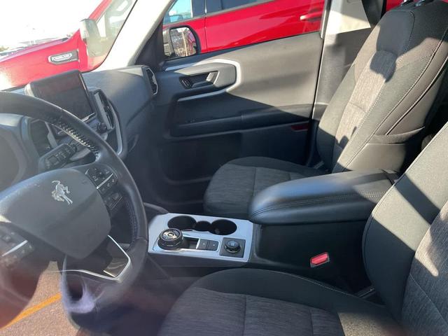 Photo of 2022 Oxford White Ford Bronco Sport