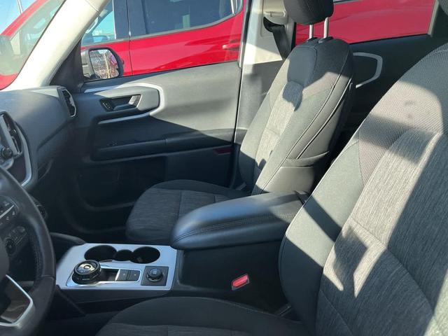 Photo of 2022 Oxford White Ford Bronco Sport