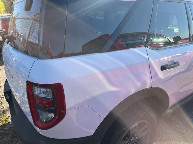 Photo of 2022 Oxford White Ford Bronco Sport