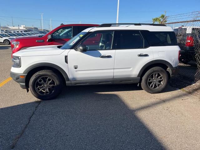 Photo of 2022 Oxford White Ford Bronco Sport