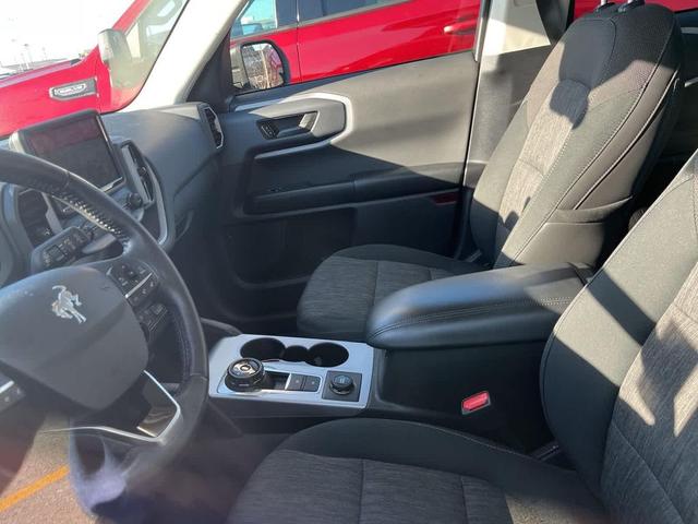 Photo of 2022 Oxford White Ford Bronco Sport