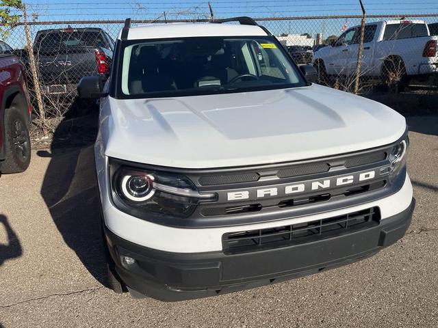 Photo of 2022 Oxford White Ford Bronco Sport