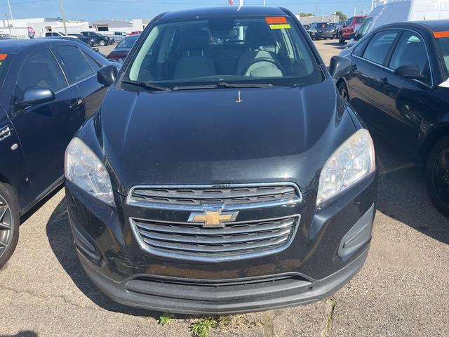 Photo of 2016 Black Granite Metallic Chevrolet Trax