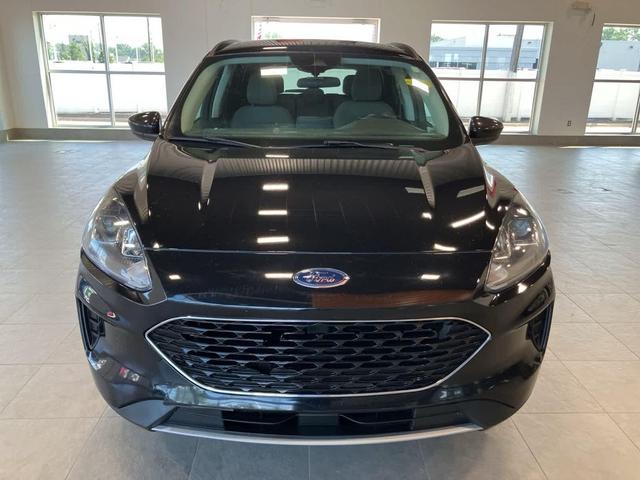 Photo of 2021 Agate Black Metallic Ford Escape