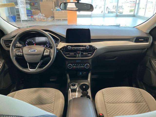 Photo of 2021 Agate Black Metallic Ford Escape
