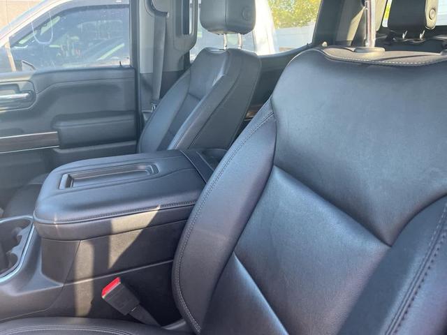 Photo of 2021 Black Chevrolet Silverado 1500