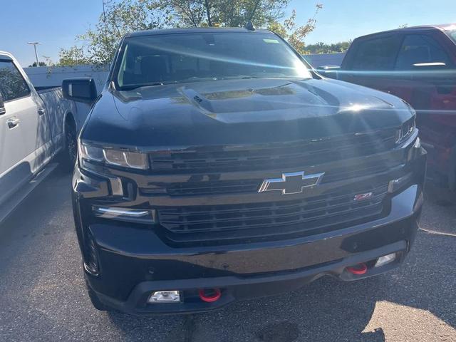 Photo of 2021 Black Chevrolet Silverado 1500