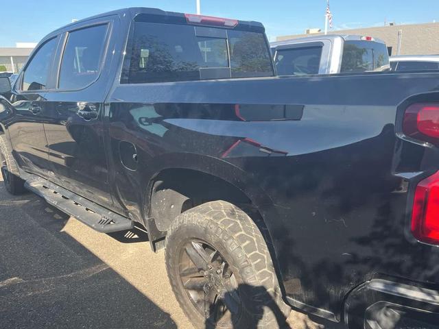 Photo of 2021 Black Chevrolet Silverado 1500