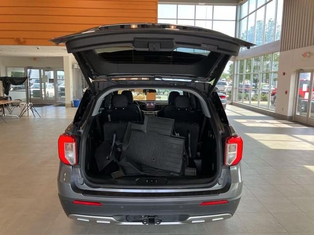 Photo of 2021 Carbonized Gray Metallic Ford Explorer