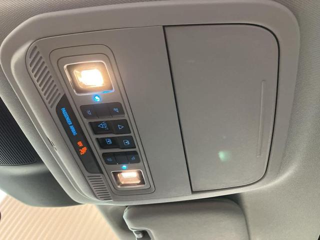 Photo of 2021 Carbonized Gray Metallic Ford Explorer