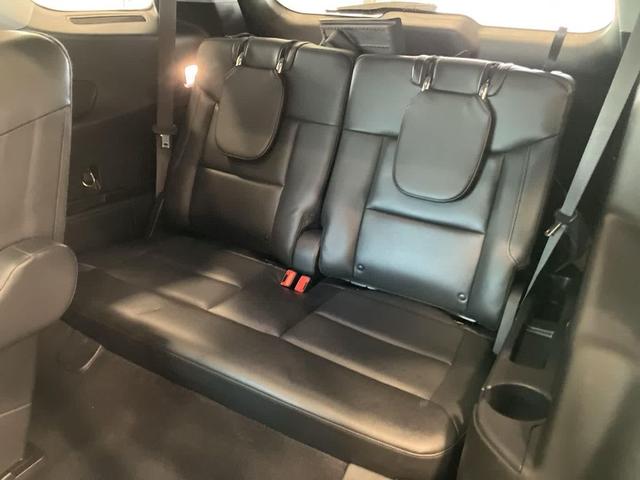 Photo of 2021 Carbonized Gray Metallic Ford Explorer
