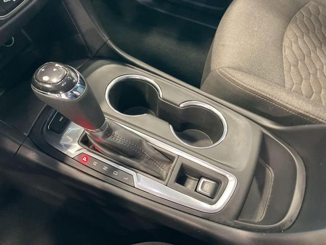 Photo of 2020 Silver Ice Metallic Chevrolet Equinox
