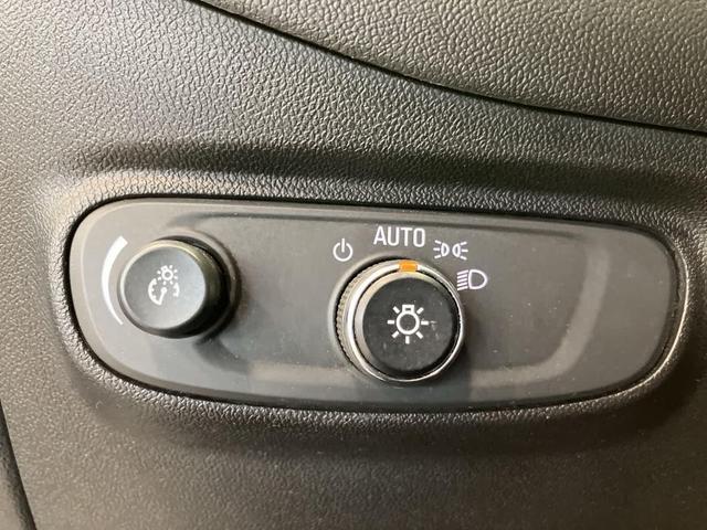 Photo of 2020 Silver Ice Metallic Chevrolet Equinox