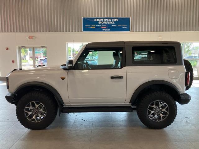 Photo of 2024 Oxford White Ford Bronco
