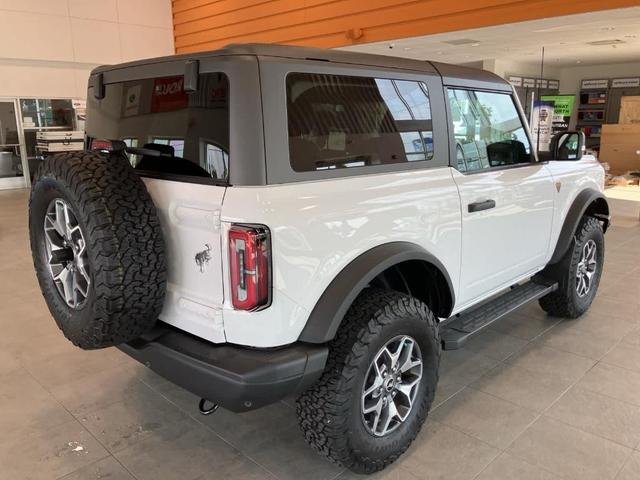 Photo of 2024 Oxford White Ford Bronco