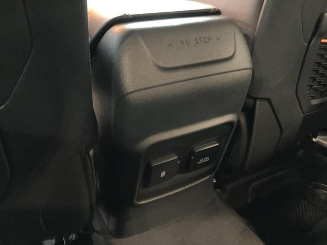 Photo of 2024 Oxford White Ford Bronco