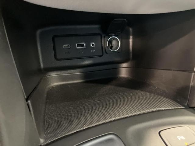 Photo of 2022 Mosaic Black Metallic Chevrolet Equinox